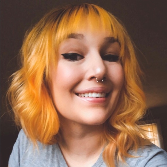 Meet your Posher, Jess - Picture 3 of 6